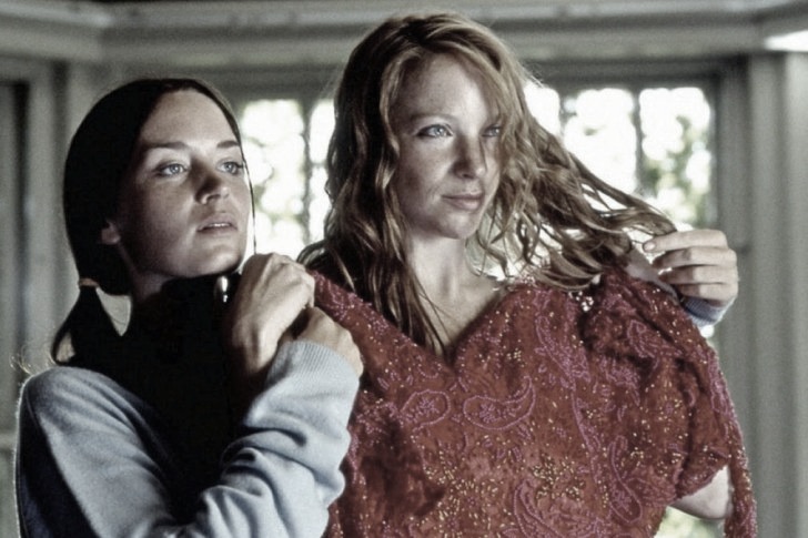«Ραχοκοκαλιά» της Ανδρονίκης Τασιούλα (κριτική) – Η αμοιβαία αγάπη, φάρμακο για το τραύμα