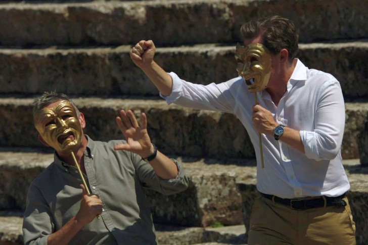 «Σε ξένο δωμάτιο» του Ντέιμον Γκάλγκατ (μυθιστόρημα) – Ταξίδια φυγής και αναζήτησης στην Ελλάδα, την Αφρική, την Ινδία
